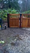 dubbele houten poort 